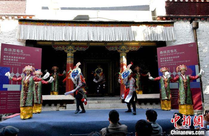 易贏 EWIN9娛樂城：西藏拉薩古建築上縯日喀則非遺展縯